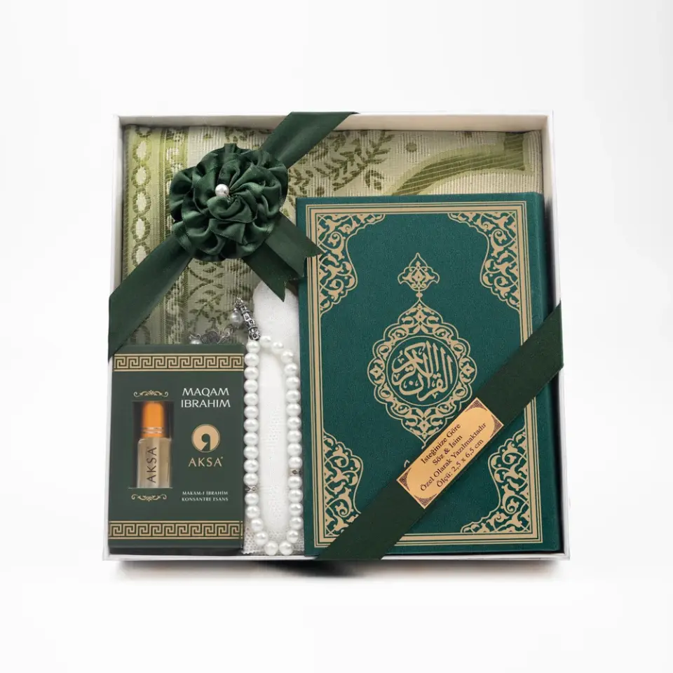 Takke + Esans + Tesbih + Seccade + Kuran Hediye Seti (Hafız Boy, Yeşil)